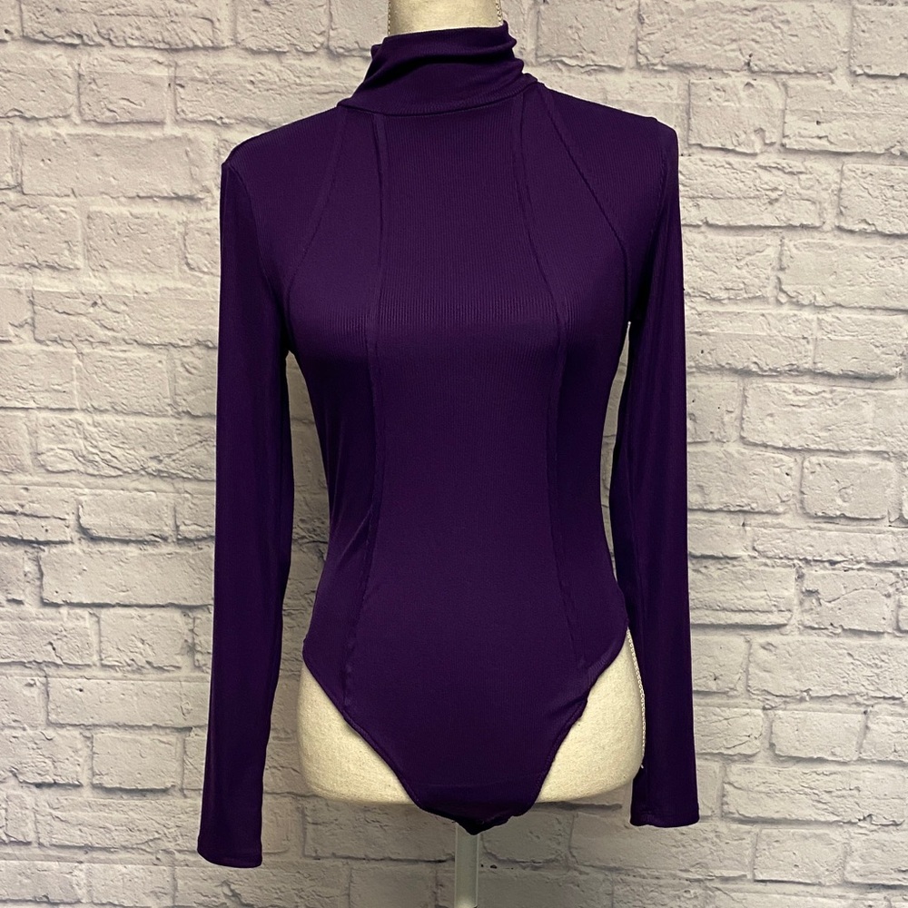 Circus NY womens Irin Raw Edge Seam Knit Bodysuit Size M